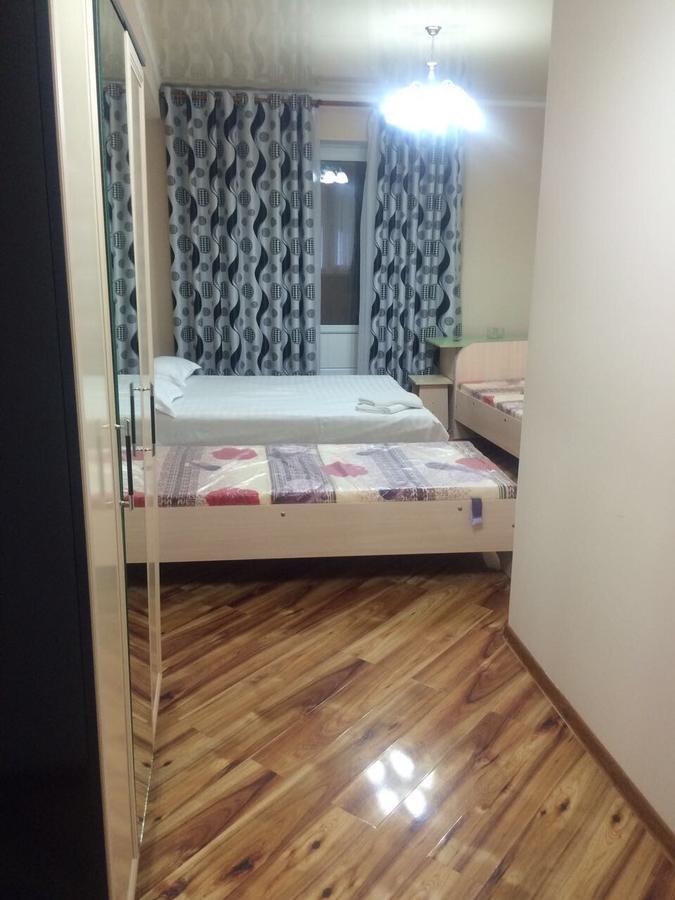 טרז Hotel Prestizh מראה חיצוני תמונה